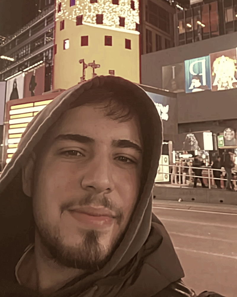 Mert Sonmezer